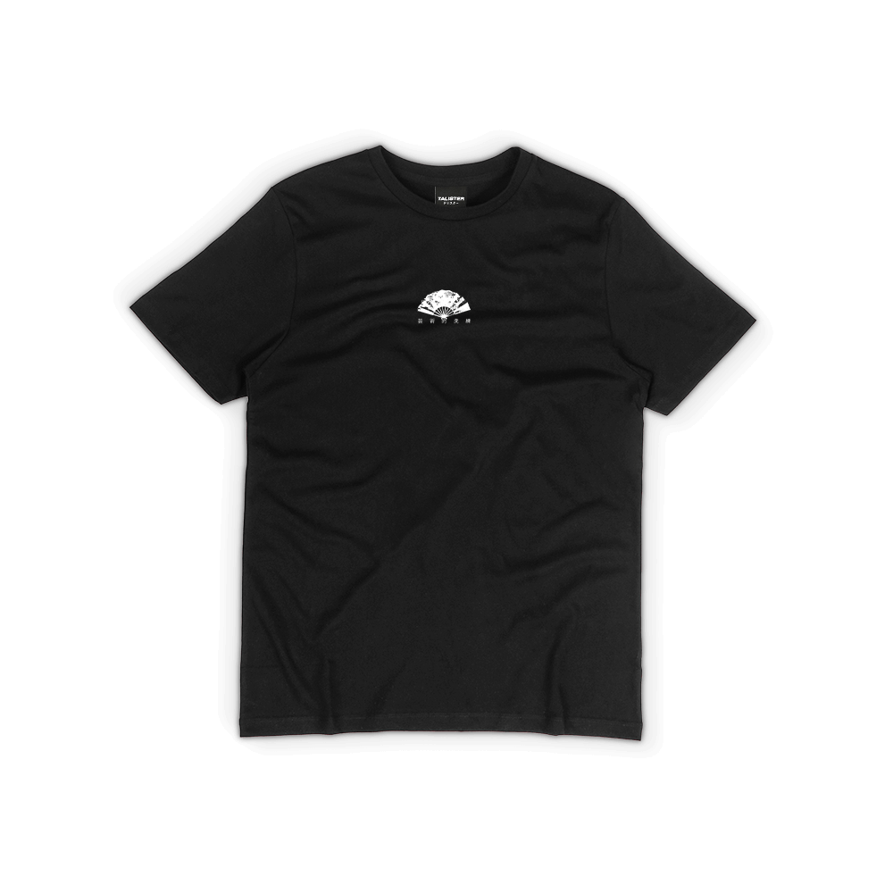 tee black